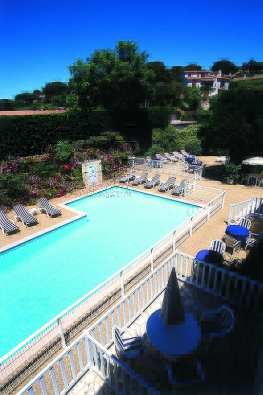 Hotel Lou Paouvadou Sainte-Maxime Exterior foto